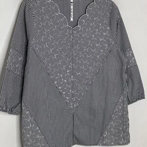 Black and White Checkered Women's Top